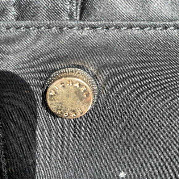 MICHAEL KORS TRAVEL TOTE BAG BLACK - Picture 7 of 10